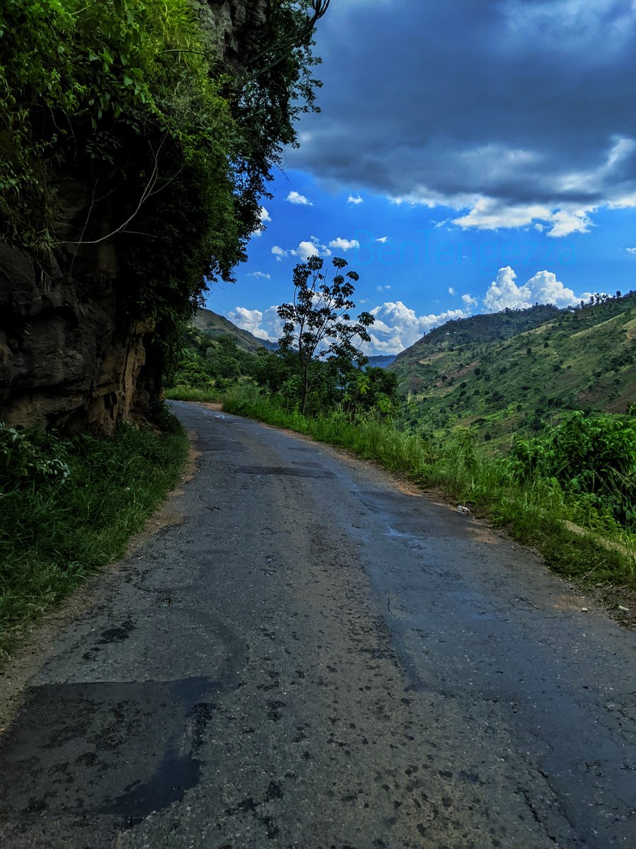 HateemBen's tweet photo. Mombo - Lushoto Road

#pichazasimu
@pichazasimu https://t.co/sqVZuKTlQc
