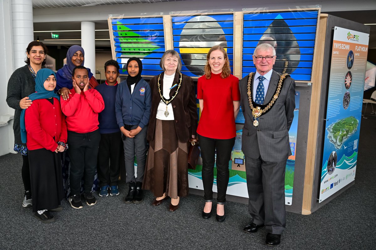 daptechnology's tweet photo. Thank you @MSPSCardiff for helping us celebrate the launch of the DAPTEC Flat Holm exhibit @Techniquest. #dataimpressionists @Flatholmers @YardDigital
@VisitCardiffBay #EUFundsCymru #EUFunds 
@WG_innovation @CMetSEngagement https://t.co/D6YxEgno8f