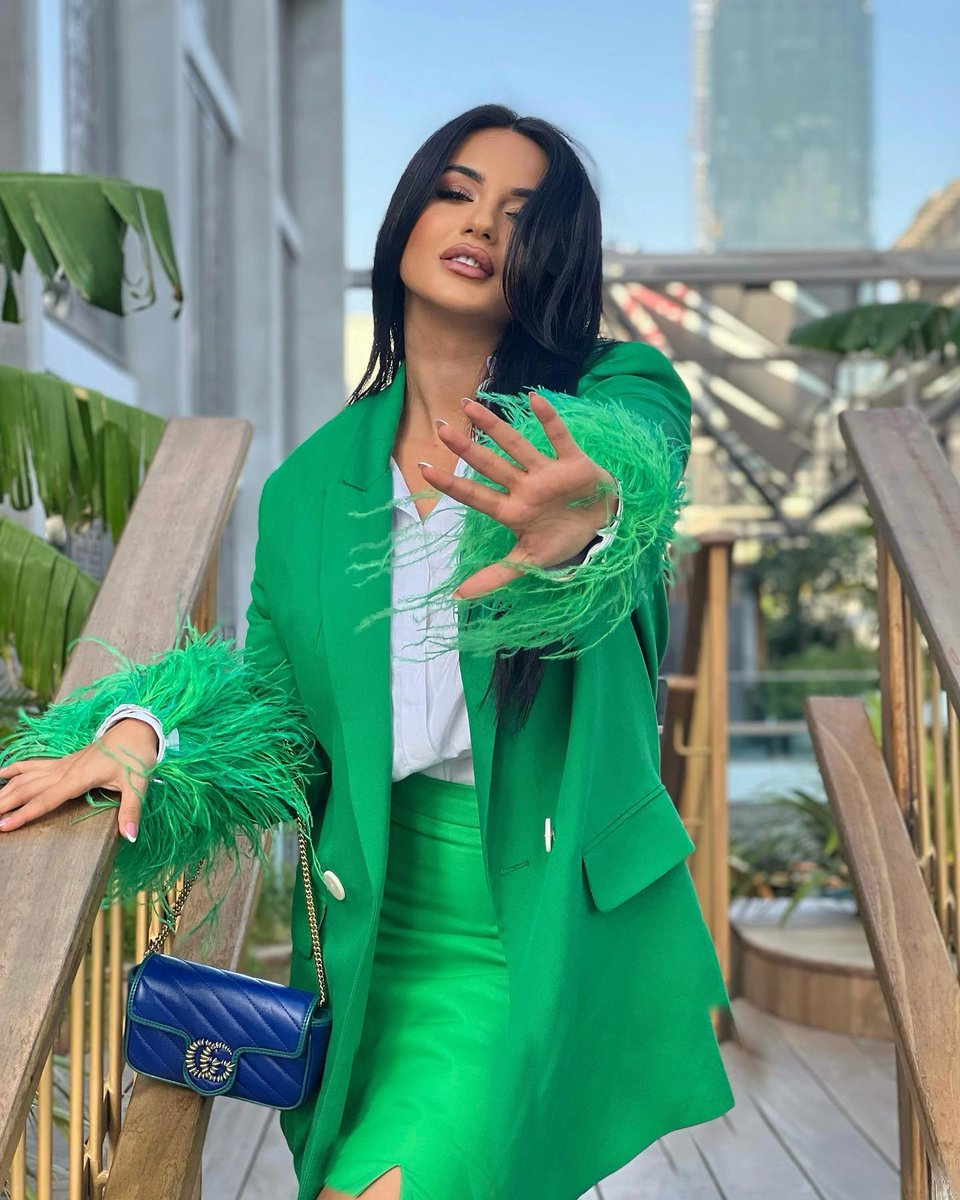 Zephanie tweet media