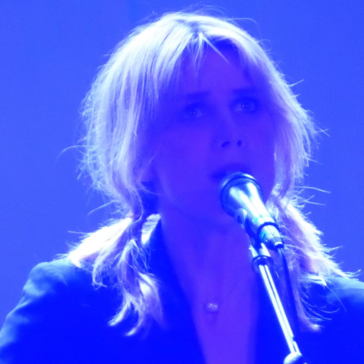 matinee_ca's tweet image. Much love to Ellie Rowsell and @wolfalicemusic for a wonderful night at @OPERAHOUSETO 

Extra special thanks to @petdochill for the invite.

#livemusic #concertphotography #theoperahouse #operahousetoronto #livemusicphoto #torontomusic #ellierowsell #wolfalice #ryangoestoshows