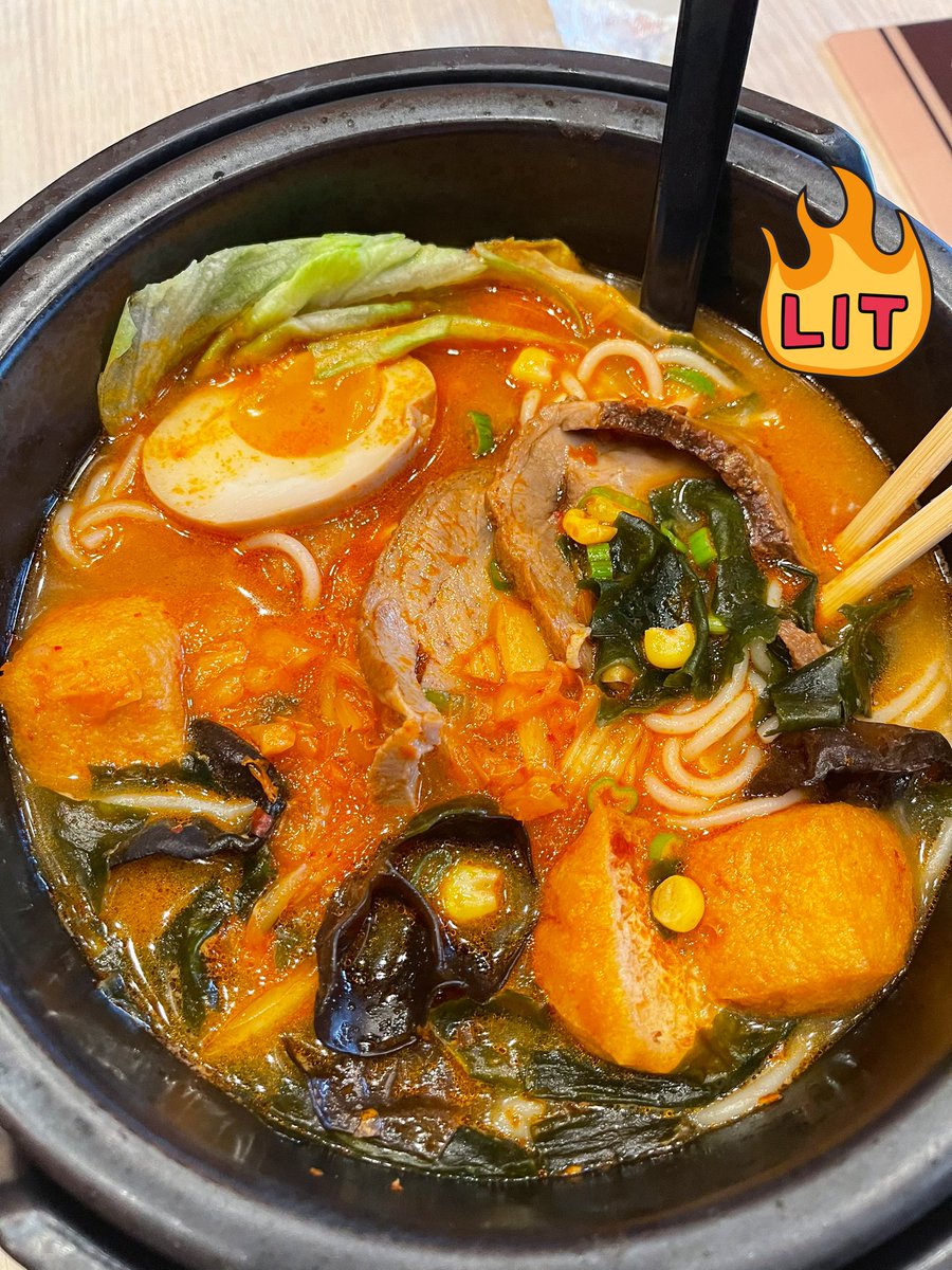 AnchorAquarium's tweet photo. Kimchi rice noodles at Simply Noodles. Go on Tuesday and talk to Aaron about the noodles and tell him Noel sent you. Same owners as Ten Seconds Yunnan Rice Noodles in Bath Beach. This place is crazy 🔥 dood. #noodles #nyc #ramen #brooklyn #crossingbridge https://t.co/pyzNfdbudm
