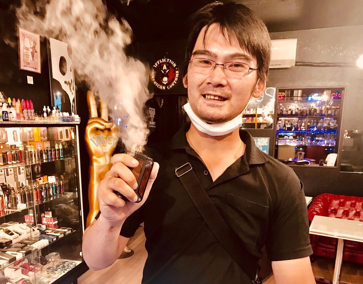 smokeride_gogo's tweet photo. ビルドって楽しいね♪
GOON RDA素敵っす‼️
お気に入りのリキッドで
JETっ〜😁
美味しい笑顔最高です❤️
ありがとう御座いました😊
VAPE電子タバコC.C
越谷市大袋駅東口徒歩2分
048-971-9622
#vape #vapecc #vape好きな人と繋がりたい #電子タバコ専門店 #rda #goonrda #smokeride #ripevapes #livefast https://t.co/HxehKiKy4E