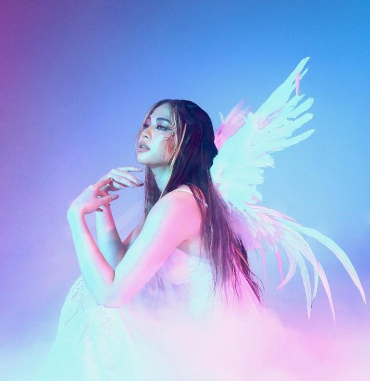 Happy 24th birthday to my forever love, Janella Salvador! Stay happy, future Valentina!    