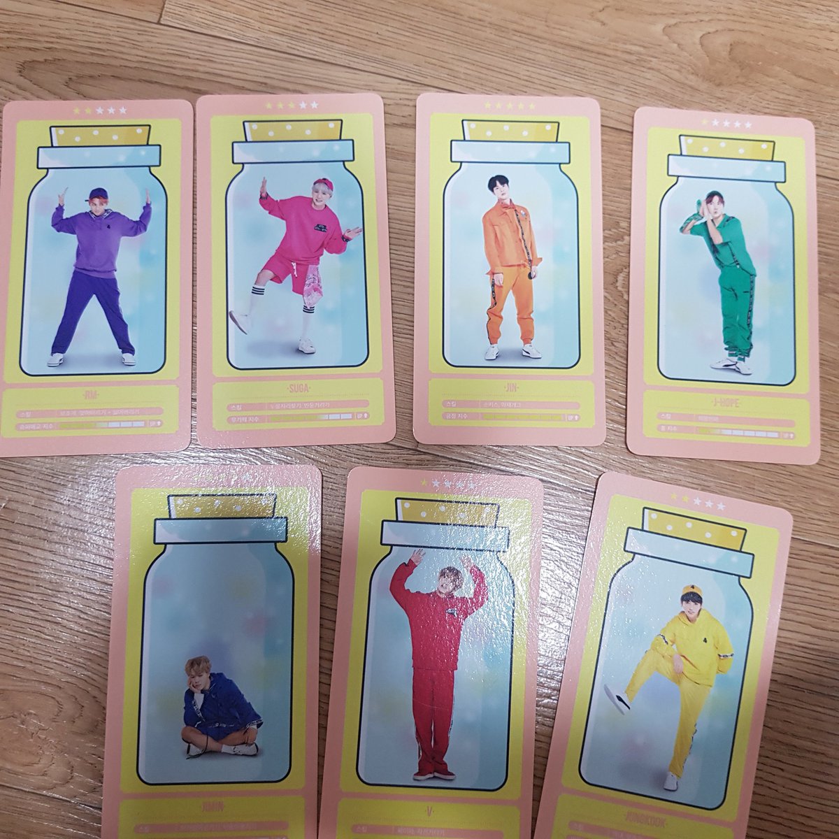 bts_NAVI's tweet photo. 방탄 4기 머스터 머4터 클라우드 카드 판매합니다.

일괄 2.0

전부 판매⭕️ 개별 문의 답장 ❌

opp봉투를 제외한 하자 없음

택배 +0.4
다른수단 가능

방탄소년단 머스터 4기 포카 남준 알엠 석진 진 호석 제이홉 슈가 윤기 지민 뷔 태형 정국 BTS 굿즈 방탄굿즈 방탄포카 https://t.co/nWJRl5RTkS