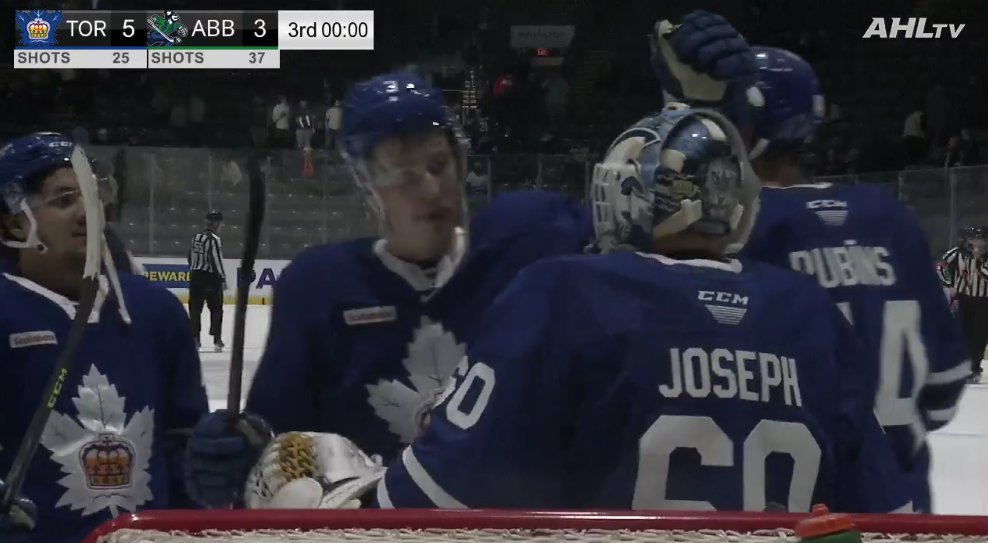 BenSteiner00's tweet photo. TALOR. JOSEPH. 

The TWU Spartans goalie picks up a win with the Toronto Marlies, 5-3 over the Abbotsford Canucks. 

The U SPORTS goaltender made 34 saves in the victory to pick up his first AHL win after joining the Marlies earlier in the day.

Not too shabby.

#USPORTS https://t.co/HnQukMtJhW