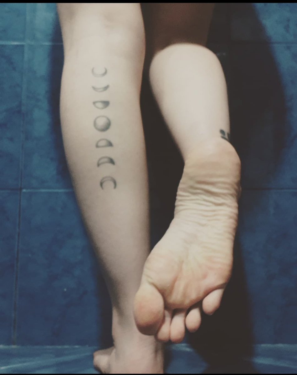 piedi_seducenti's tweet photo. https://t.co/lFCEULT0w0
#Feetbysvett #footshots #Feet #feetsub #feetart https://t.co/gfQsqMwPsw