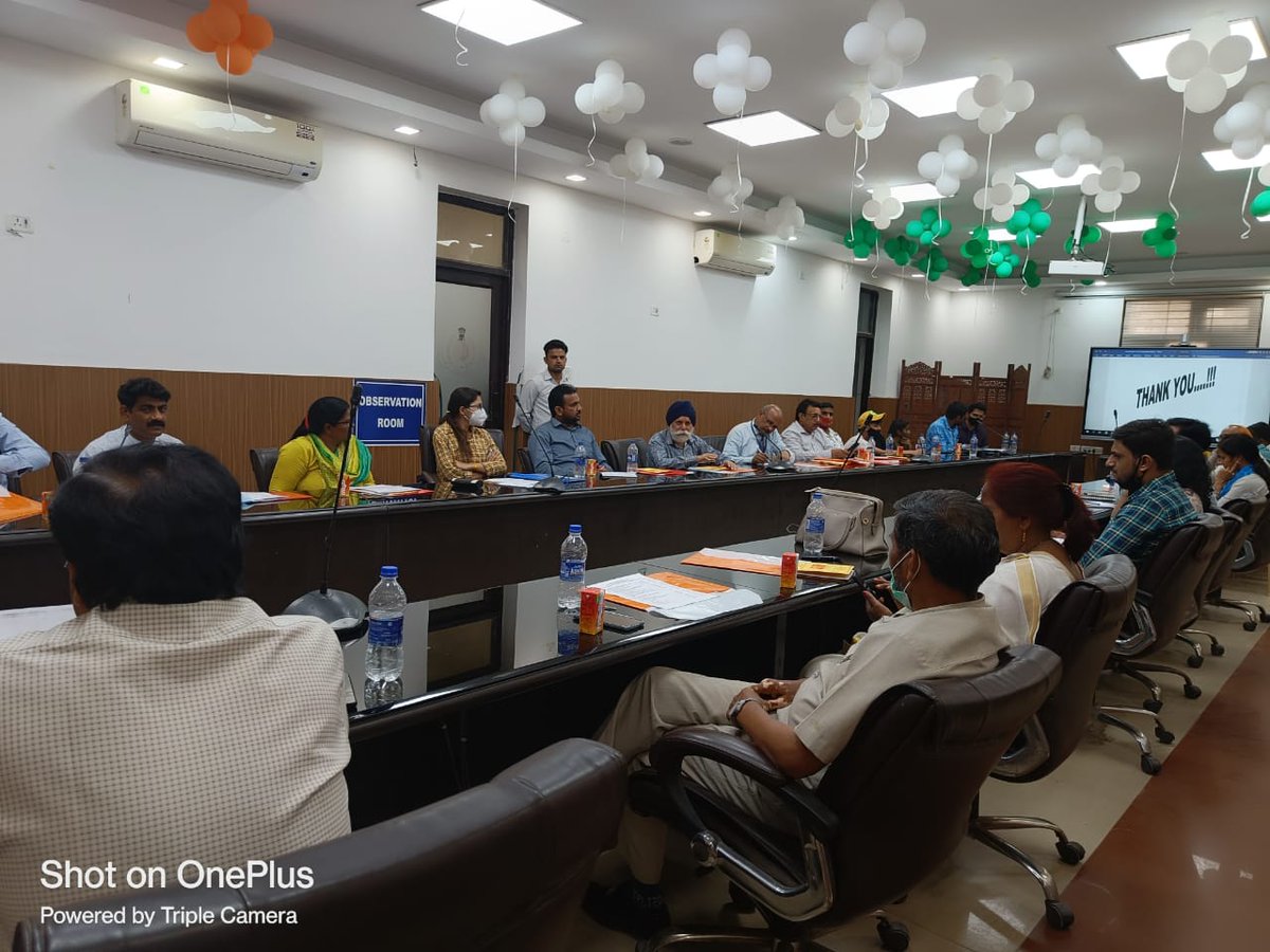 MYBharatHQ's tweet photo. नेहरू युवा केंद्र सेंट्रल दिल्ली द्वारा आयोजित जिला युवा कार्यक्रम सलाहकार समिति की बैठक की अध्यक्षता श्री नागेन्द्र शेखर पति त्रिपाठी, अपर जिलाधिकारी महोदय ने की। बैठक में विगत वर्ष 2021 - 2022 की वार्षिक रिपोर्ट तथा 2022 - 2023 के लिए प्रस्तावित कार्यक्रमों पर चर्चा की गई। #NVY https://t.co/G7U79Y0VGI