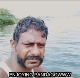 TechTrollTelugu's tweet photo. Motorola users after getting security update https://t.co/bFkDmXbuQF
