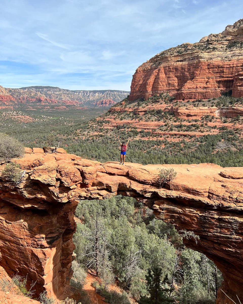 tansalpha's tweet photo. Took a little trip to the land of the red rocks this weekend and I can’t help but contemplate - the earth is filled with breathtaking places! #optoutside #travel #Arizona https://t.co/xoyEpauIGk