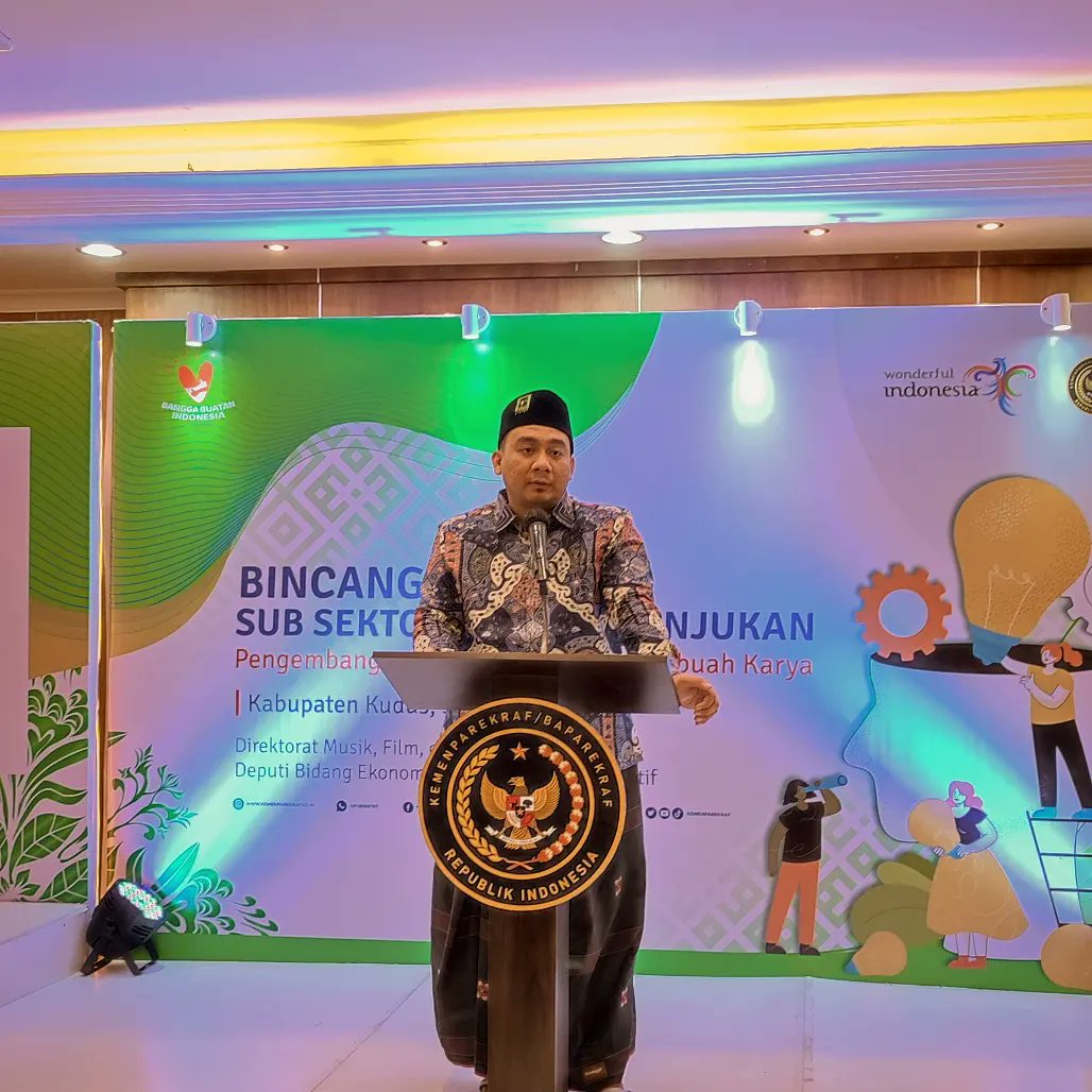 RojihUbabMaimun's tweet photo. Alhamdulillah. Telah terlaksana acara BINCANG KREATIF SUB SEKTOR SENI PERTUNJUKAN DI KABUPATEN KUDUS
dengan tema:
"Pengembangan Ide Kreatif Menjadi Sebuah Karya Seni Pertunjukan". dengan hikmat dan lancar. @DPP_PPP
#dppppp #ppp https://t.co/Ob8flxdOOY