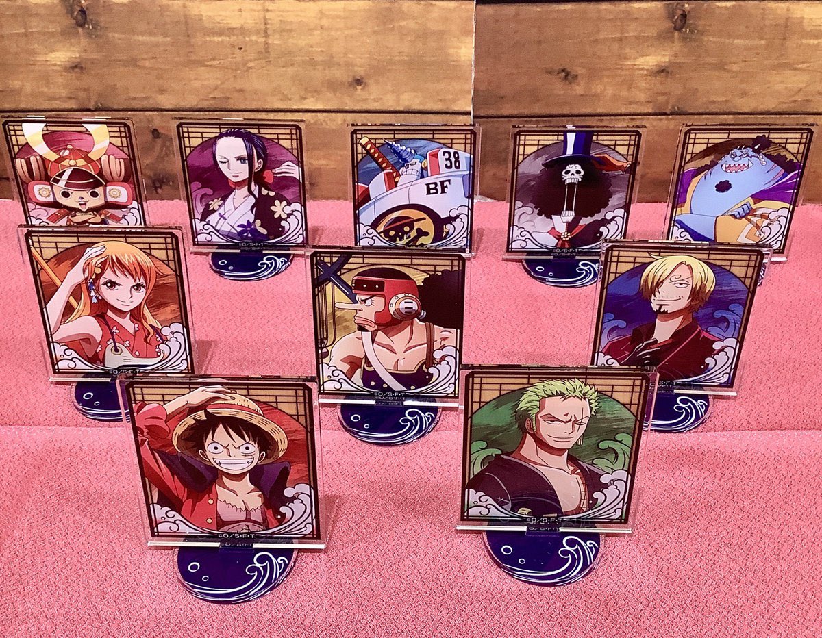 ワンピース 鬼ヶ島 ミニアクリルスタンド Box ルフィ ロー カイドウ