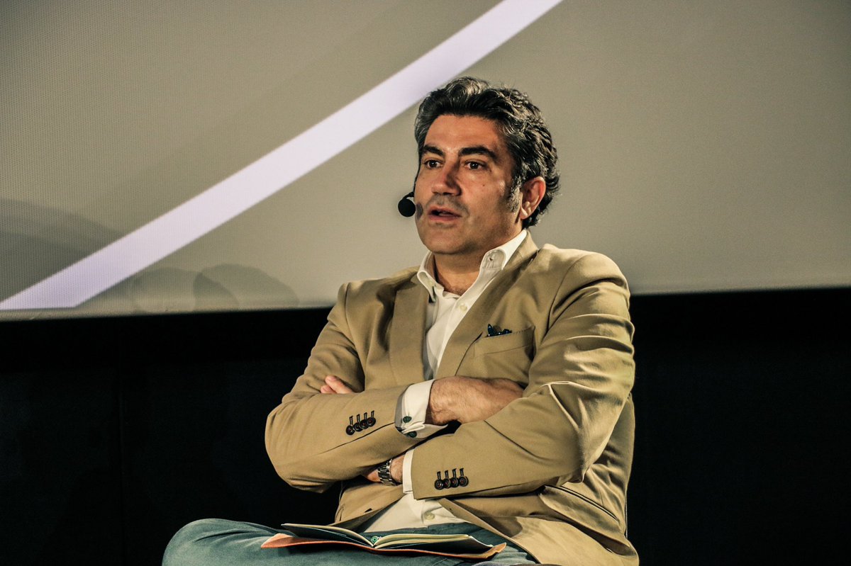 BusinessPlus_es's tweet photo. “La vejez genera rechazo”, confiesa @josedejuan y desvela uno de los tabúes que tiene las marcas para dirigirse a este target tan rentable. “Hay que darle la vuelta, aprovechar la oportunidad” #GenSilver @presidentex5 https://t.co/cyL4Ennm4r