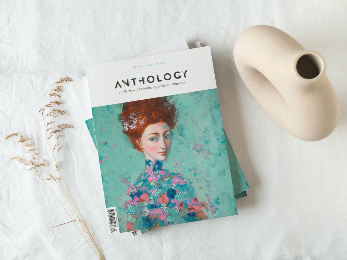 ✨Summer Issue now on sale✨Order here bit.ly/36FOBBR
This issue marks our international launch and partnership with <a href="/boutiquemags/">BoutiqueMags</a>. To celebrate have a choice of two beautiful covers - 'Created in Her Image' by <a href="/tawnychatmon/">Tawny Chatmon</a> and 'Forget the World' by Ágnes Kelemen