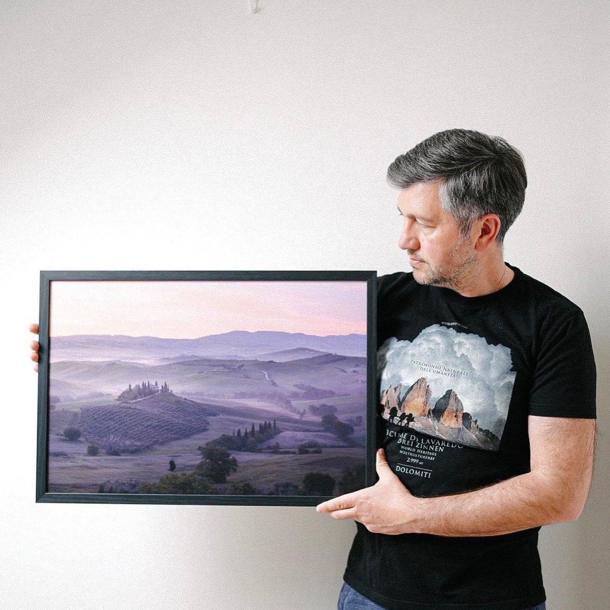 olegrest's tweet photo. I invite you to take part in my charity project. All the money from this project will go to the construction of “The house of Kindnesses" in Prague for Ukrainian refugees. You can order any painting at a price of 100€ + delivery
#PeaceInUkraine #StopWarInUkraine https://t.co/6smihB2iRh