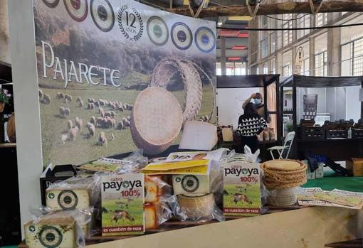 QuesosPajarete's tweet photo. Los días 1, 2 y 3 de Abril, estaremos presentes con nuestros Quesos Pajarete en  Quesierra 2022. Os esperamos en la Cooperativa del Campo de Villamartín
#quesierra #QuesosPajarete #villamartin #cadiz https://t.co/lh4iC5InpQ
