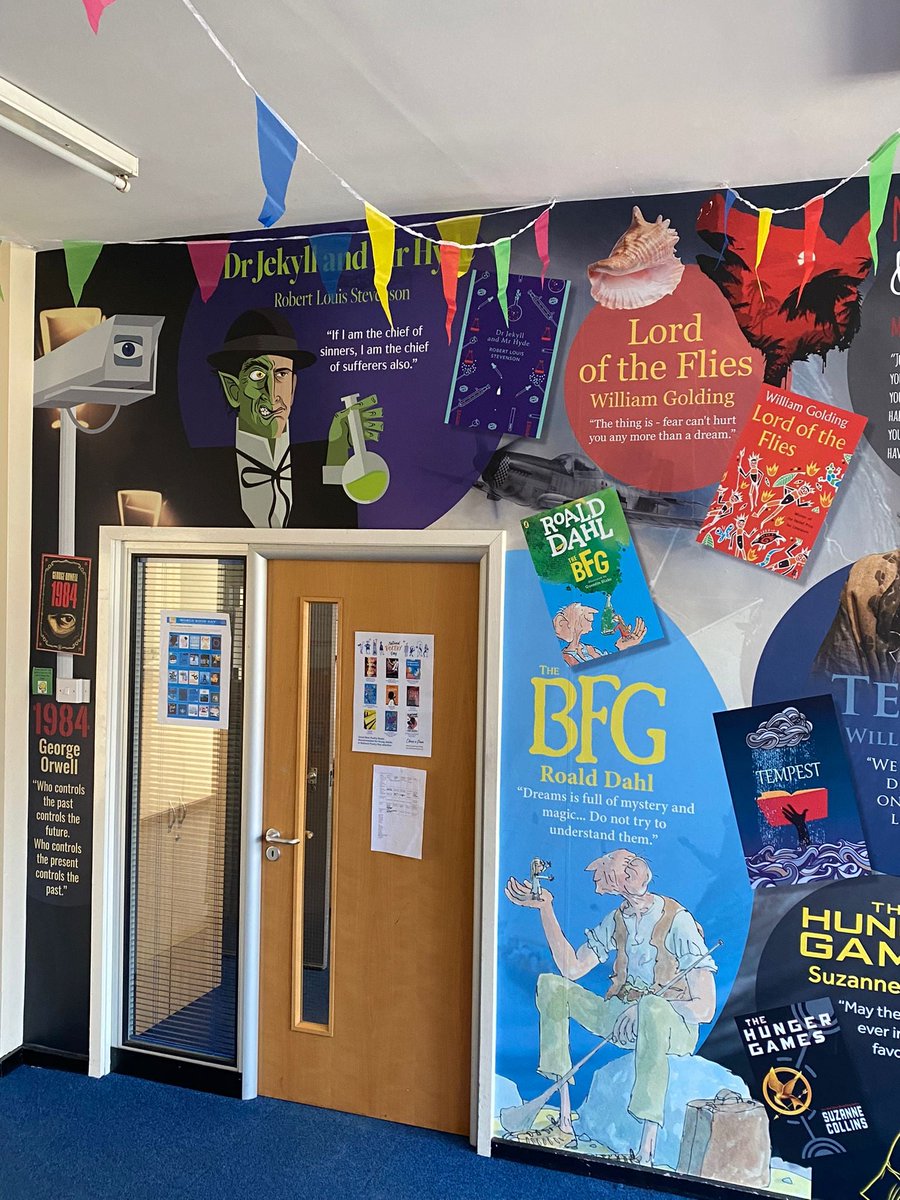CreateCorridors's tweet image. Here is some inspiration for the next generation of readers, this is the new entrance to the library at @Elloweshallspo1 📚🤓

Get in touch for your FREE Site Visit &amp;amp; Quote!

#wallgraphics #library #graphicsforschools #lovereading #keystage3 #secondaryschool #englishteacher