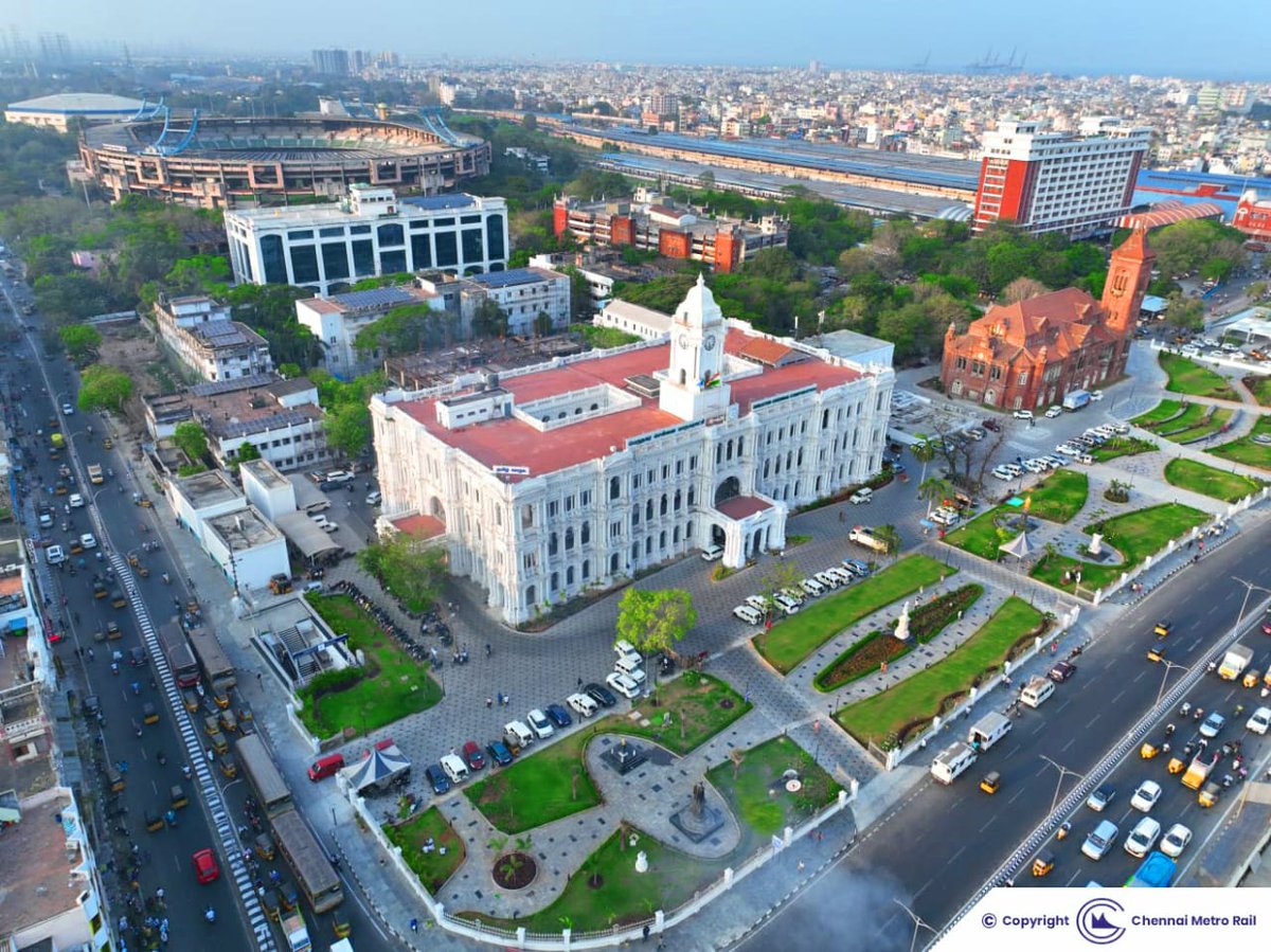 SunithaSekar's tweet photo. An aerial view of the 'Central Square' #Chennai #ChennaiCentral #ChennaiMetro 

Picture credit: Chennai Metro Rail Limited https://t.co/qPLAR2Hk5l