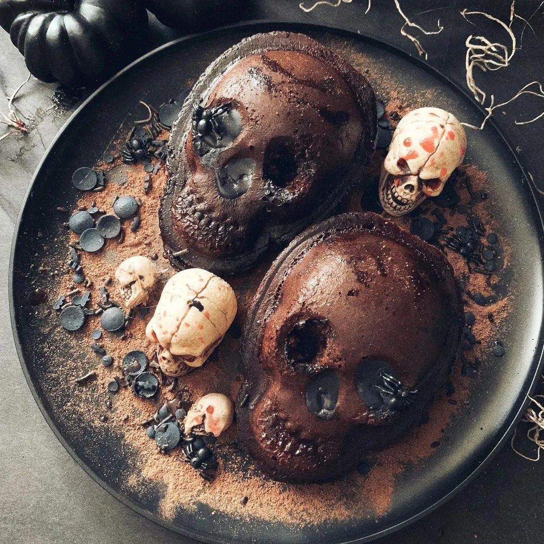 SpiralDirect's tweet photo. Breakfast time ๐๐ฅ
๐ท tetysvintagesoul
#foodstagram #gothkitchen #darkvalentines #gothvalentines #spookyfood #skullfood #breakfast https://t.co/mqmq9FGqMe