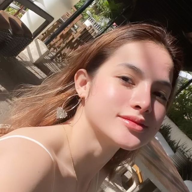 itsruthbenson's tweet photo. #sunkissed https://t.co/regoTVXsnQ