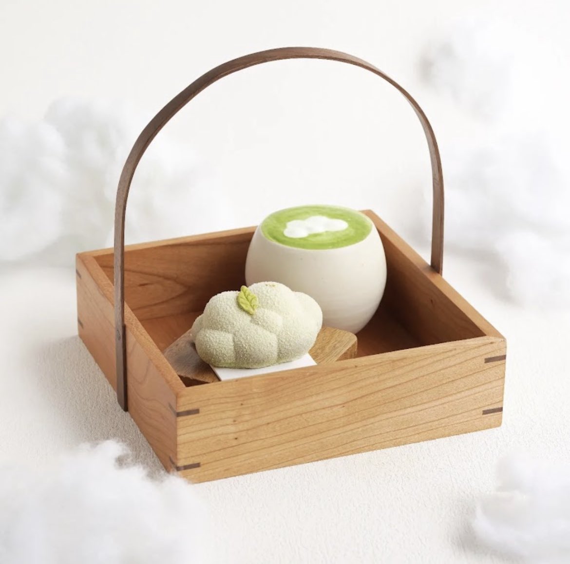 京都ですって☁️😋
#HASUNGWOON #sungwoon
#雲ノ茶 #雲ノムース #日本茶カフェ