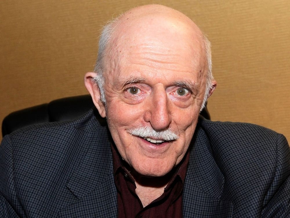 Disney_Wiki's tweet photo. Happy 92nd Birthday, John Astin
For Disney, he played Bill Anderson in #FreakyFriday &amp; Neil Witherspoon in #MrBoogedy.
His voice credits include #HigglytownHeroes, #Recess, #QuackPack, #Aladdin and #Bonkers
He also hosted #TheMouseFactory. https://t.co/MEFlht2Ykb