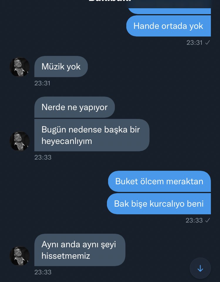 edaser29's tweet photo. Biz dün gece böyle bişey yaşadık içime öküz oturdu ulaşabileceğim her yere ulaşıp handeyi sordum… benim hayalim başkaydı tabi..buket ben bade seda demet duygu gamze melisa meral yıkığız onlar gelemiyo sinirlerimz bozuldu nasip işte Allah herkesin yolunu açk etsn 🌸💗 https://t.co/QqbLW2EZMn