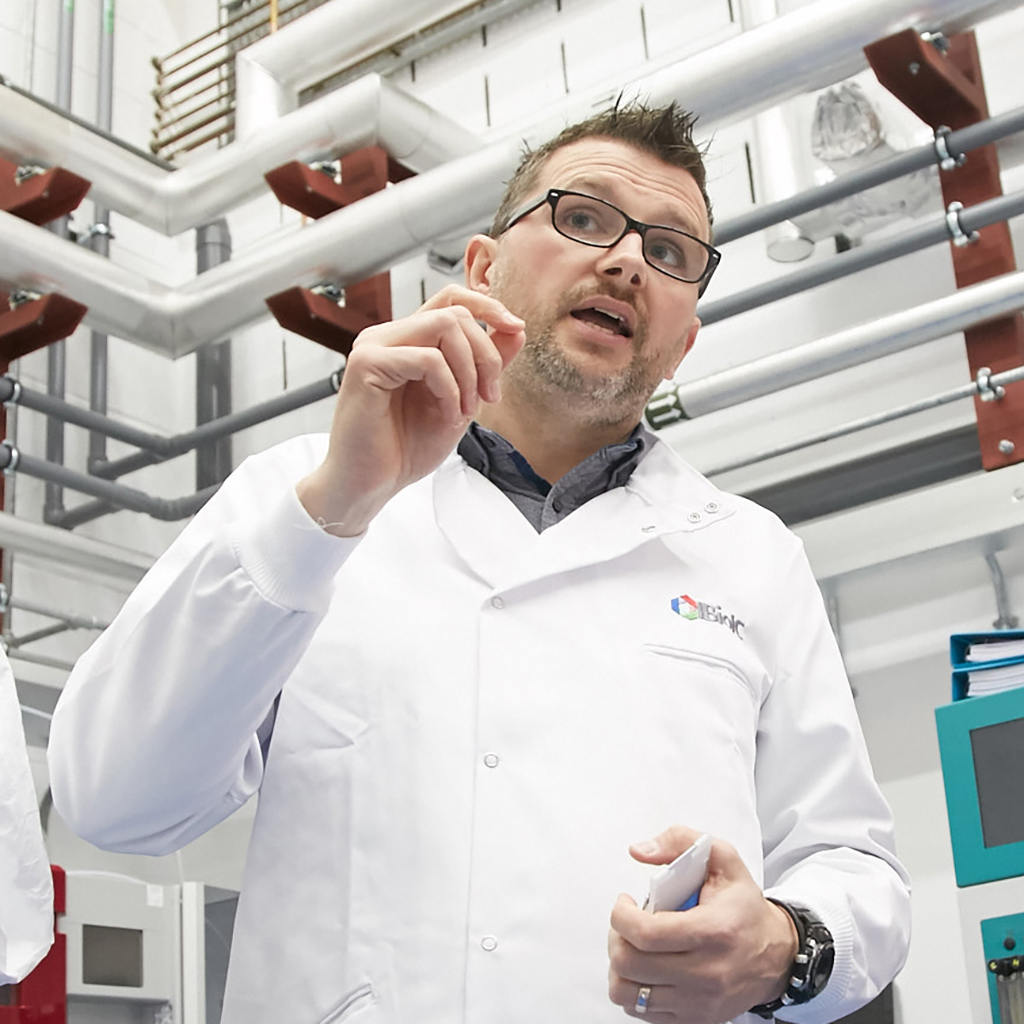 IBioIC_Scaleup's tweet photo. #MeetTheTeam! Ian Archer is our Scale-Up Centres' Technical Director. Talk to Ian about the commercial viability of your #bioprocess prior to #scaleup: https://t.co/8tDL6wPpy5
#processcosting #mLtoLitres #gramstotonness #processdevelopment #bioeconomy #commercialisation https://t.co/w42UZtiNF1