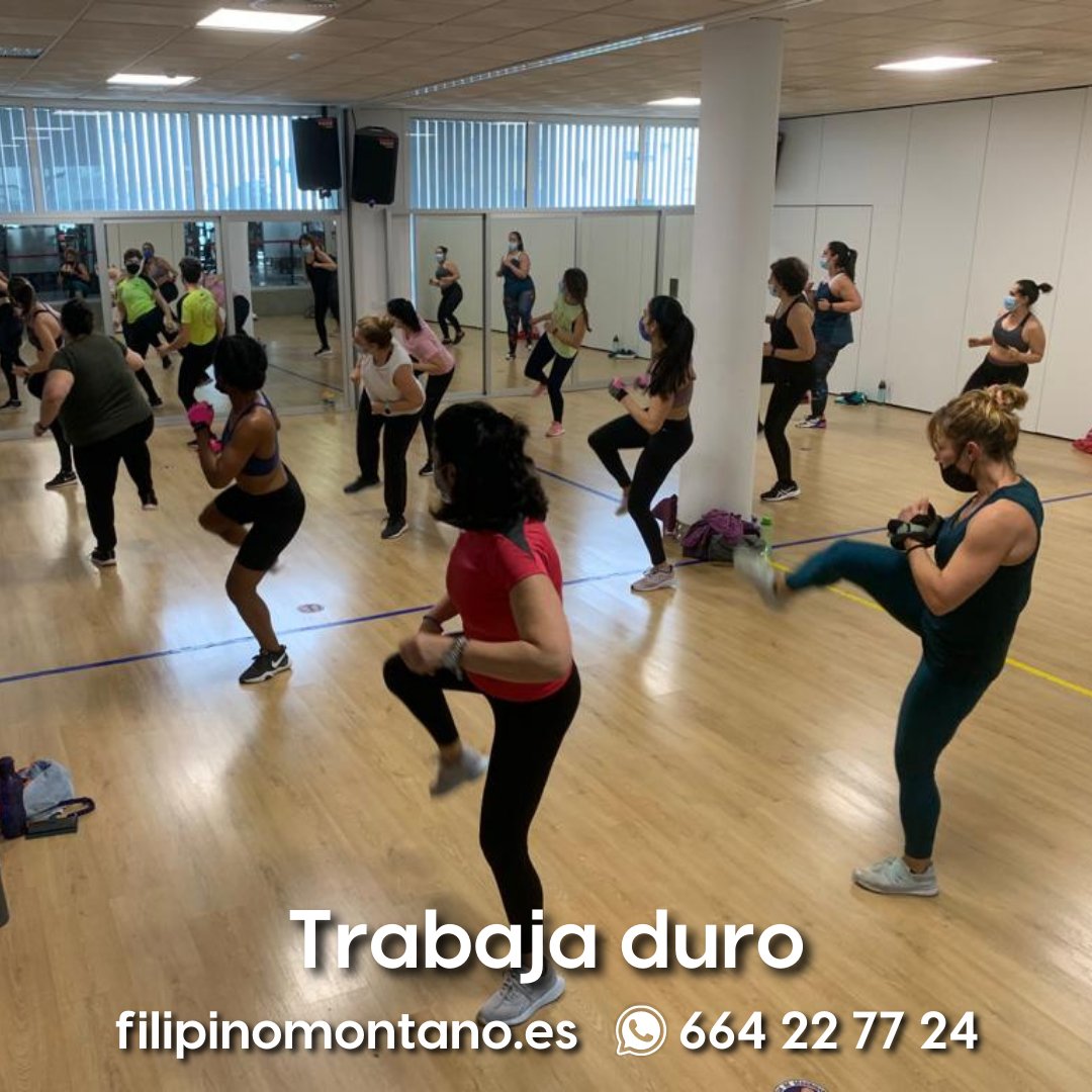 FiliPinoMontano's tweet photo. Disfruta de combat 🥊 en Fili Pino Montano 💙🤍
Entrenas todo el cuerpo 🤼♂️, libera del estrés 🧠, aumenta tu resistencia y flexibilidad 🤸♀️... ¡y mucho más!
https://t.co/gEq5OPvq6Y 🌐
WhatsApp al 664227724 📱
#combat #bodycombat #fitcombat #fili #pinomontano #sevilla https://t.co/qwLTmpWuwJ