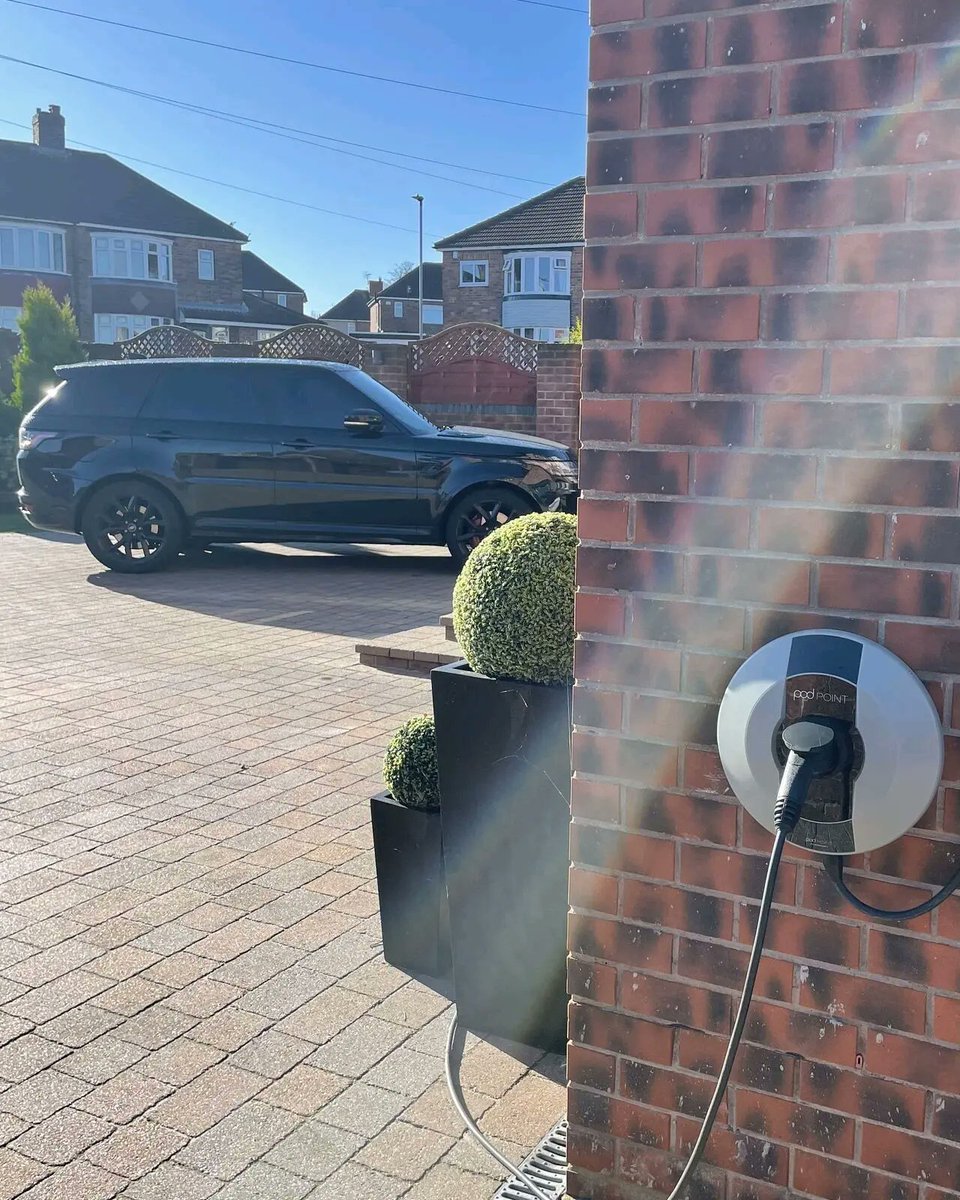 NewPhase9's tweet photo. A few of our recent EV installations.

🔋 

We offer a range of EV chargers to suit all budgets &amp; requirements.

Feel free to get intouch if you require more on an EV Charger.

#EV #electricvehiclecharging #electricalcontractors #goingelectric https://t.co/vKTF5lqK3Z