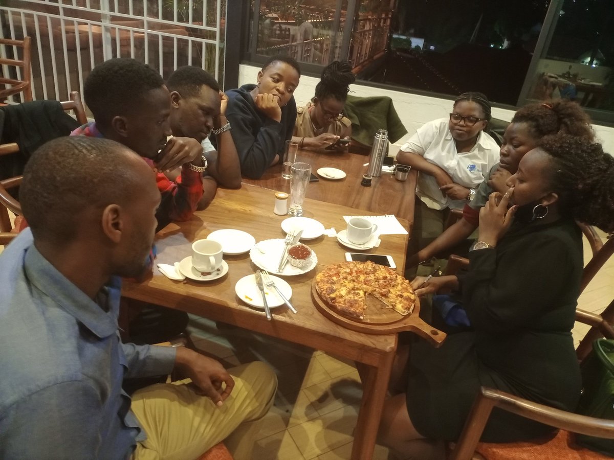 RctKlaSsese1's tweet photo. Massive fun and games at the Sailors' meeting yesterday. ๐
#TeamGogolu โ๏ธโ๏ธcaptained by IPP Nelly.
#TeamDoers ๐๐ captained by CMP @kevo_thaDon and CMP @_empangare
#ServicewithFun
#SailorsKuntikoโตโต https://t.co/9wabwcfvCq