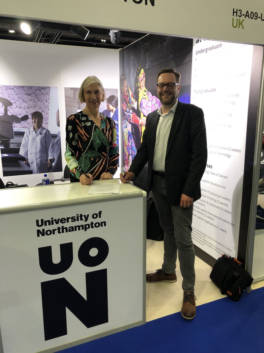 WillWise20's tweet photo. SATRA formalise their partnership with the University @UniNorthants. @ShanWareing and Michael Bodsworth sign the contract to furnish @ICLTLeather physical testing lab with state of the art equipment. Thank you SATRA!! https://t.co/KsywIlkq06
