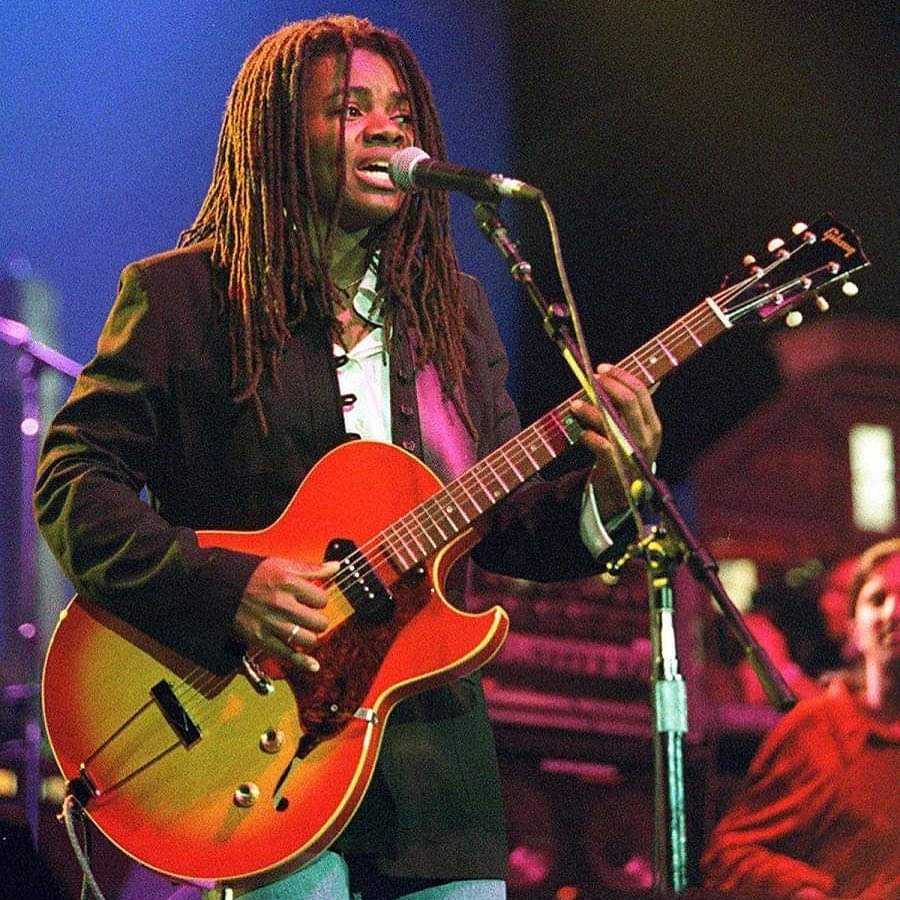   happy birthday Tracy Chapman 