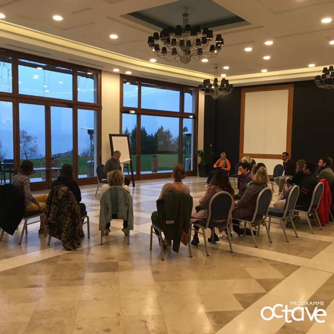 ProgrammeOCTAVE's tweet image. Octave, ça commence avant Octave...

Tôt en ce matin du 1er jour du séminaire 2022, de nombreux participants ont profité des ateliers méditation, proposé par Martial Vidaud, et Gym des lève-tôt avec Olivier Hardonnière.