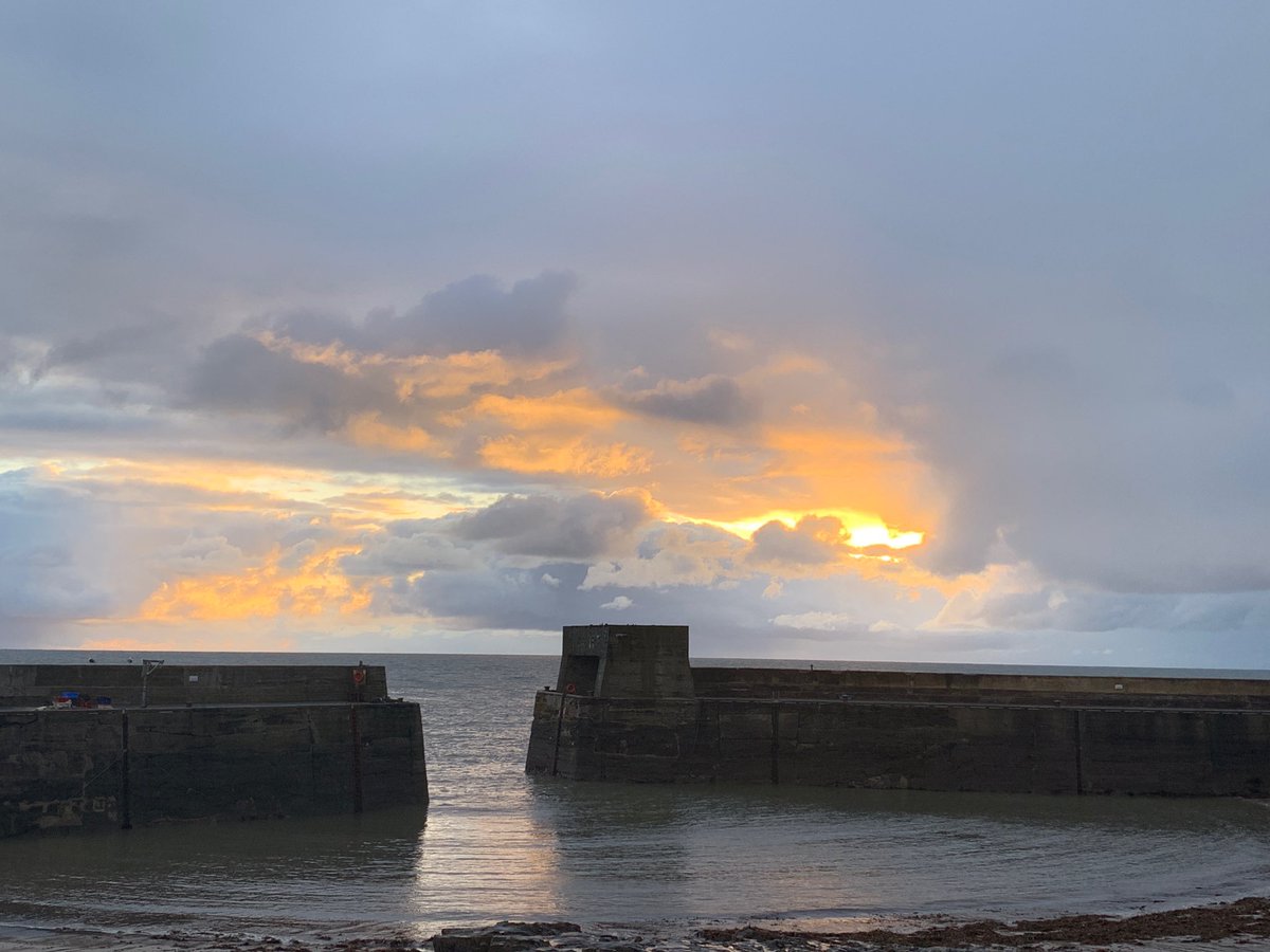 SeaSkyCraster's tweet photo. 30th March 2022  07.08 https://t.co/6S6UNMV9yg