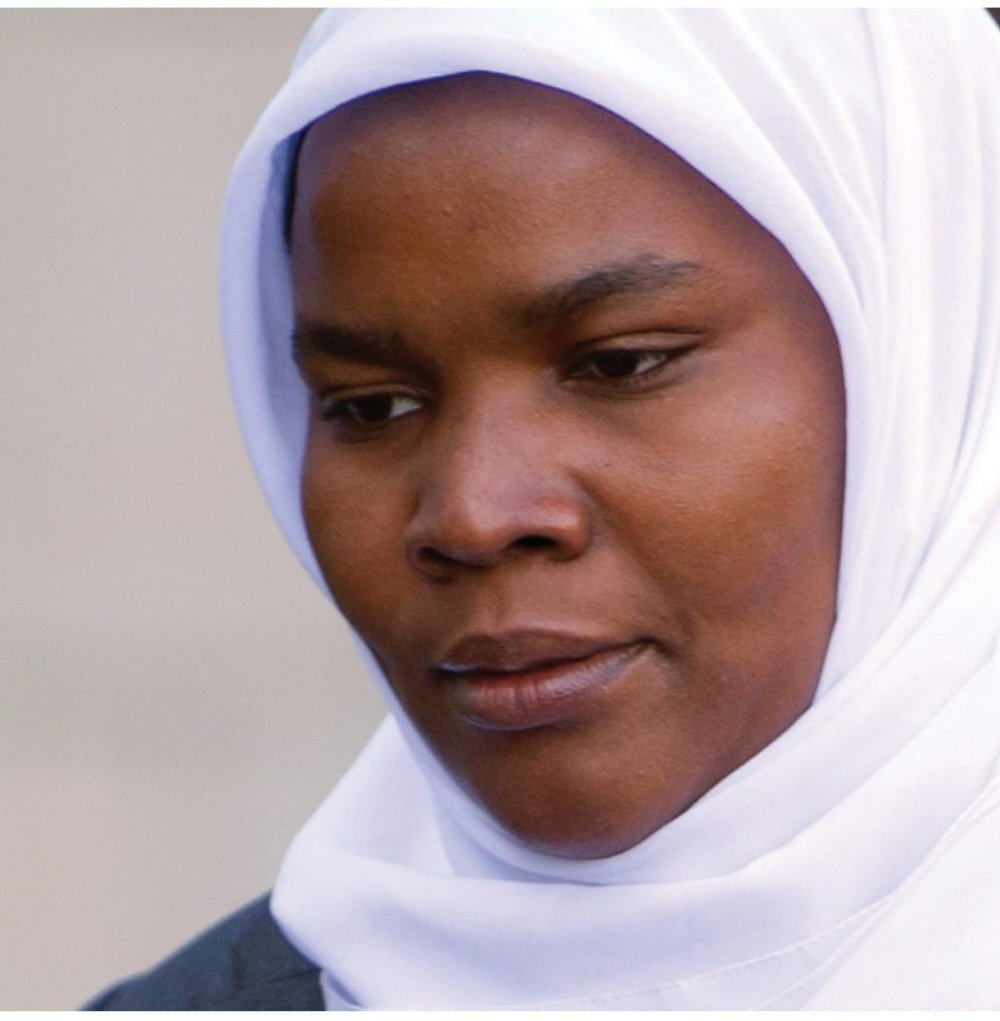 Muslimdoctors's tweet photo. Heartfelt congratulations to Dr Hadiza Bawa Garba for completing her #CCT. Let's not forget how a doctor with multiple #protectedcharacteristics was scapegoated for widespread systemic failures in a case emblematic of #institutionaldiscrimination in the #NHS.
image @pulsetoday https://t.co/9ScUtSxSwL
