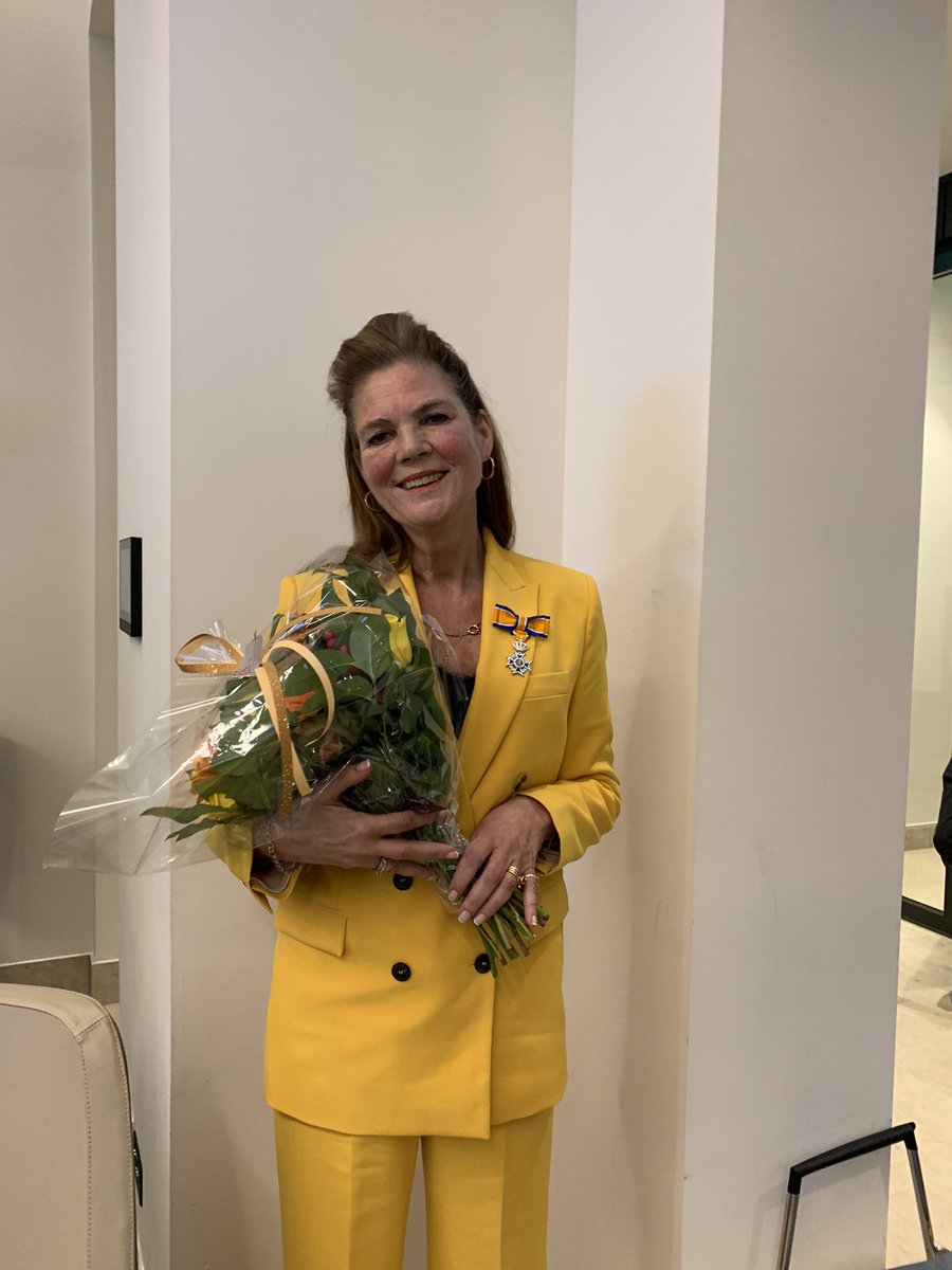Gisteravond namen drie raadsleden afscheid met een lintje. Zo ook onze eigen <a href="/BeugerJoke/">JoAnna Joke Beuger</a>. Joke, bedankt voor jouw raadswerk en je inzet! 💐 

Lees hier het ED artikel 🗞:
ed.nl/valkenswaard-w…