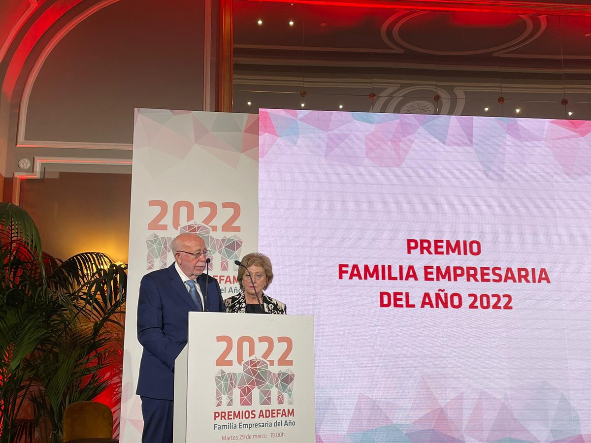 📍 Ayer el pdte de <a href="/_CEIM_/">𝗖𝗘𝗜𝗠</a> <a href="/mgarridocierva/">Miguel Garrido</a> asistió a la IV Edición Premios <a href="/adefammadrid/">ADEFAM</a> 2022.

🏆 Muchas felicidades a todos los galardonados #PremioADEFAM2022

Especial enhorabuena a Ángel Lozano y Ángela Vázquez, fundadores de Redur por el Premio Familia Empresaria del año. 👏