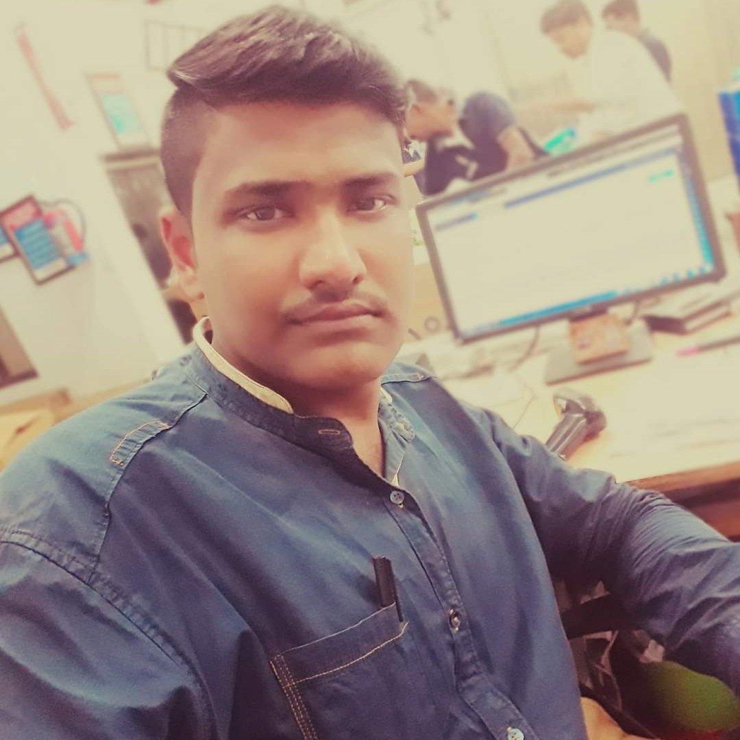 PBhatpara's tweet photo. #NewProfilePic https://t.co/qkFnZS7nLn