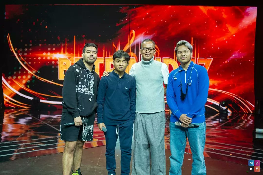 MBholem's tweet photo. Salah satu duet yg paling dinanti nih nanti malam di #KonserBetrand17. @BetrandPPO_ofc Akan berkolaborasi dengan penyanyi2 papan atas. Nonton ya gess jam 20.00 di @mnvonumujeres .

#Pesta17nyaBetrand https://t.co/5BK3bhEkvr