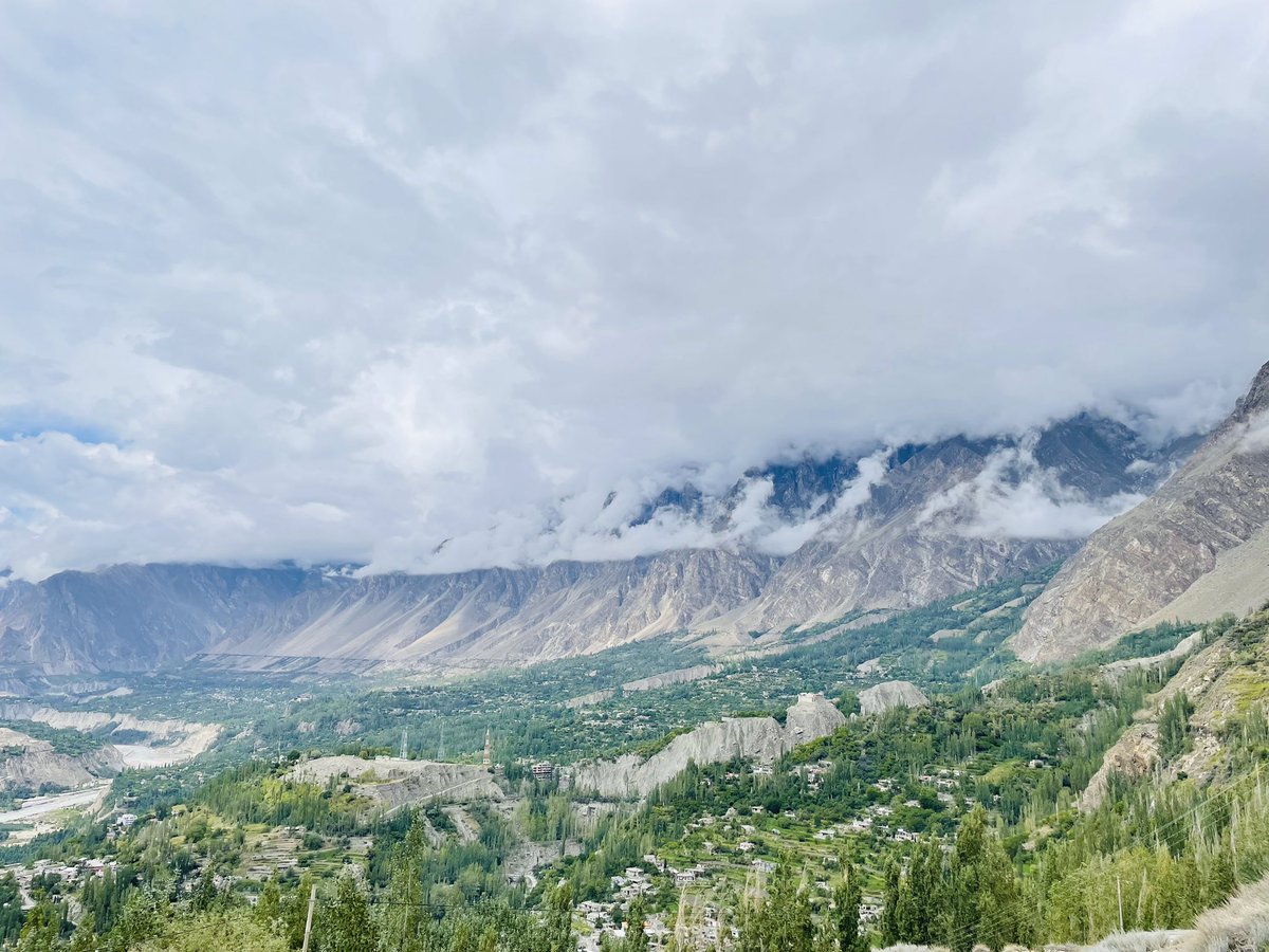 saifafridi374's tweet photo. #Hunza_Valley(GB)..❤️ https://t.co/ppzmzN8qJF