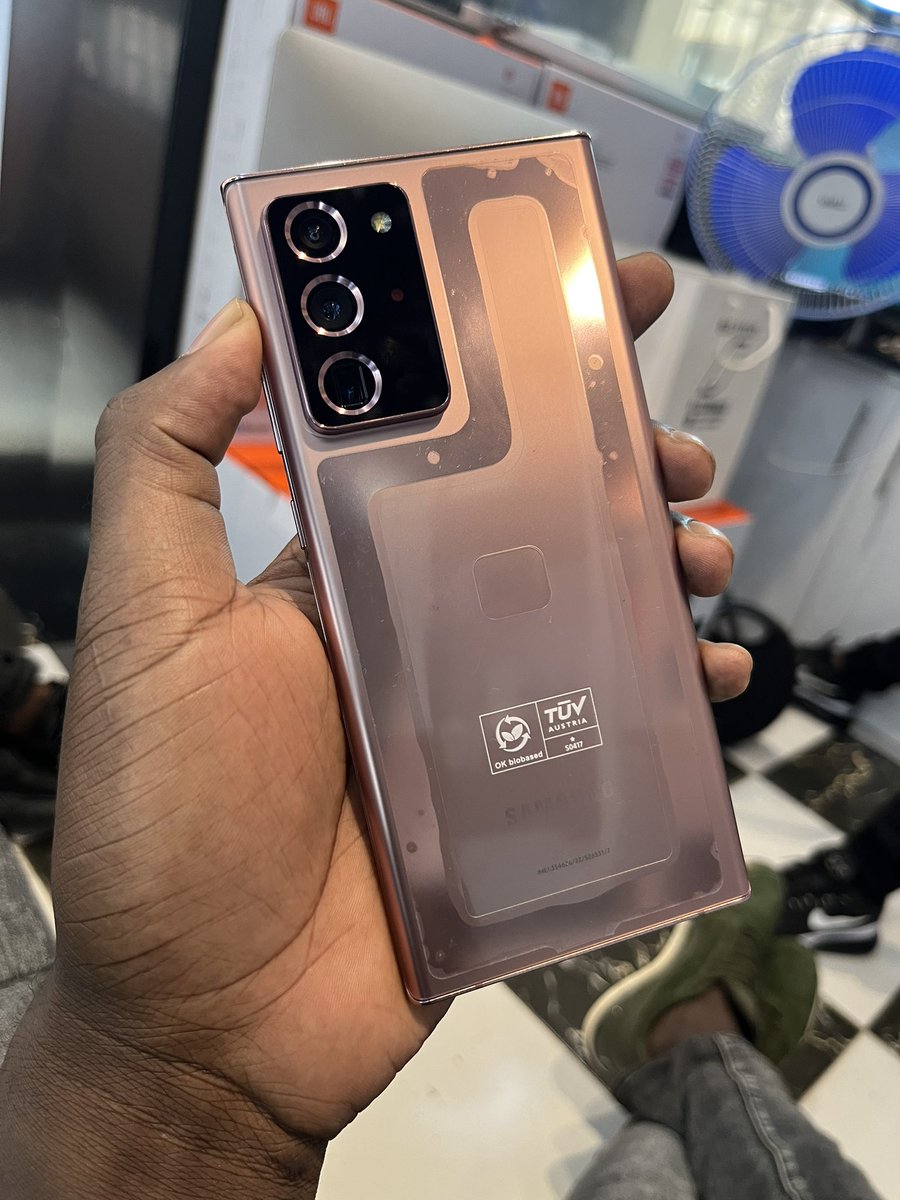 sageknighttech's tweet photo. Samsung Note 20 Ultra 5G at Ush 3,000,000/=
✅12GB Ram
✅256GB Storage
✅6 months warranty
✅Delivery Country Wide
📍Kooki Tower,Level 4, Shop 452
☎️0706322565 https://t.co/p3viPnsbAz