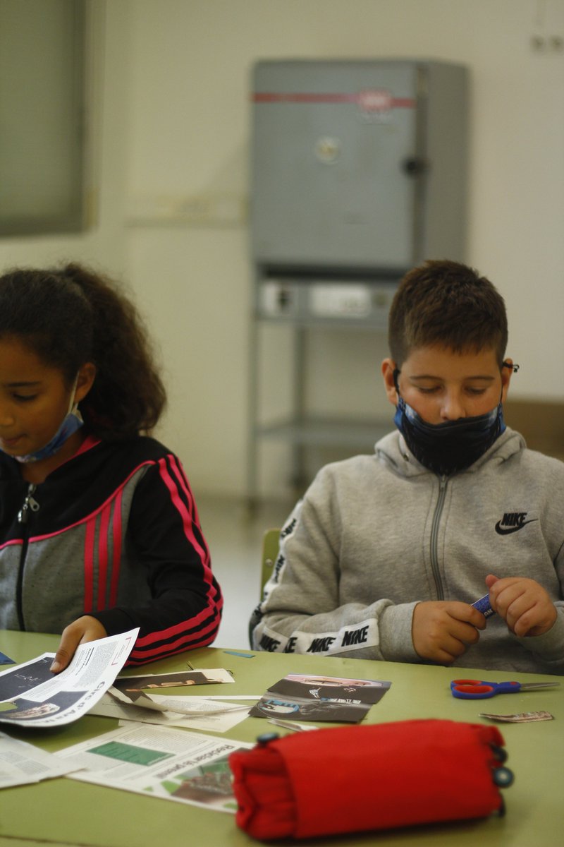 A Art hem après la tècnica del collage.