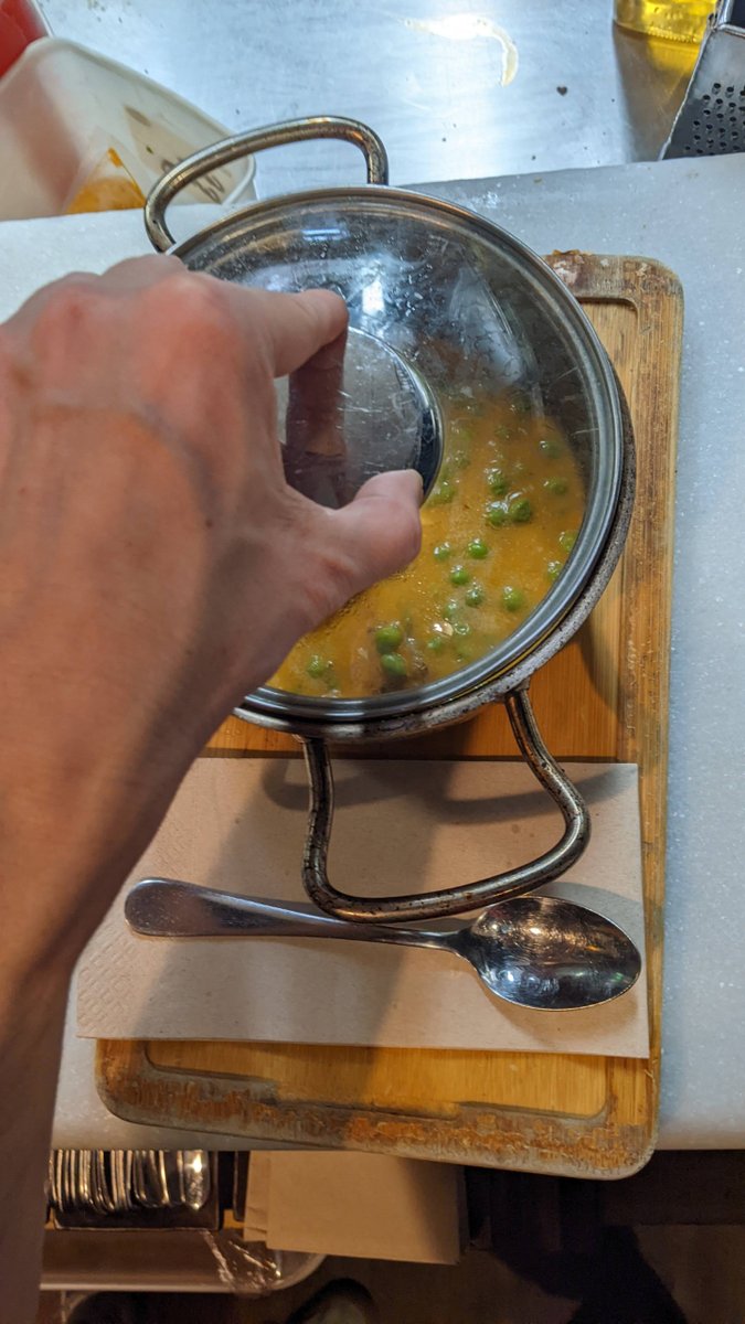 bardelpla's tweet photo. 🎷 magia potagia 💭
¿Qué será será?
https://t.co/5MUuJ3BTtb
#BardelPla #Pescado #Peix #Fish #Lubina #Llobarro #Seebass #Pescadoconsalsa #Peixambsalseta #FishwithSauce #Guisantes #Pesols #GreenPeas #sofregit #sofrito https://t.co/LQwEYAe4YR