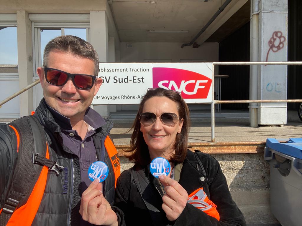 ra_unsaferro's tweet photo. TOURNÉES SYNDICALES

Vous aussi ! Rejoignez une équipe de TERRAIN en adhérant à l'@ra_unsaferro !

À vos côtés, toute l'année ! https://t.co/fNOpjQkYvj