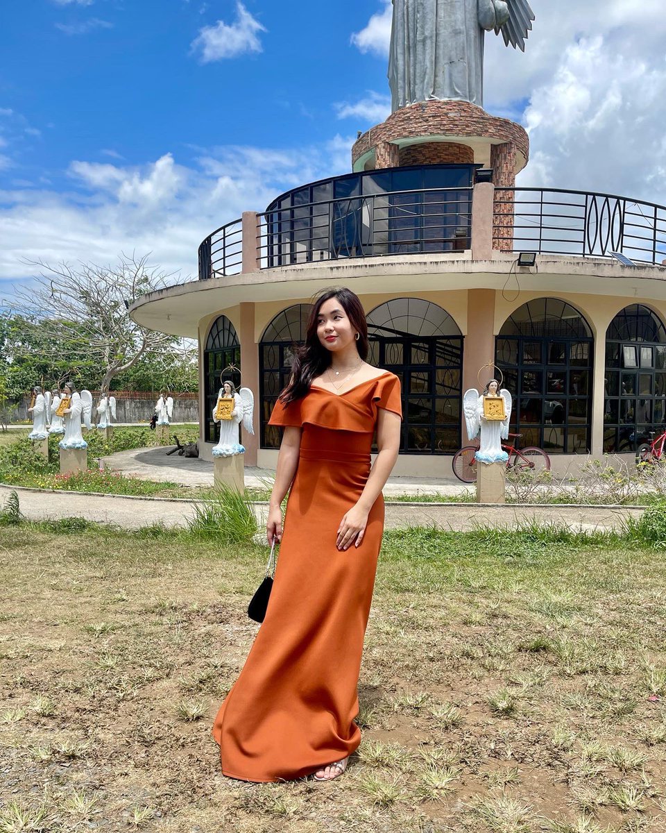 jaiyieee's tweet photo. Nagfeeling matangkad lang for a day hahaha https://t.co/HiwYXva2ck