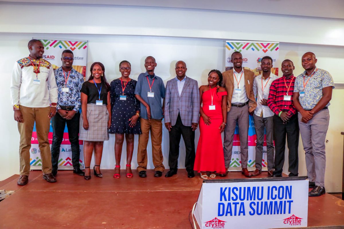 LakeHub's tweet photo. The ICON model convenes a diverse group of youth led and youth serving organizations and groups to form a place based collaboration that collectively tackles a shared problems. 2/4
@IREXintl
#YEdatasummit22
#research2change https://t.co/glvo0maD6u