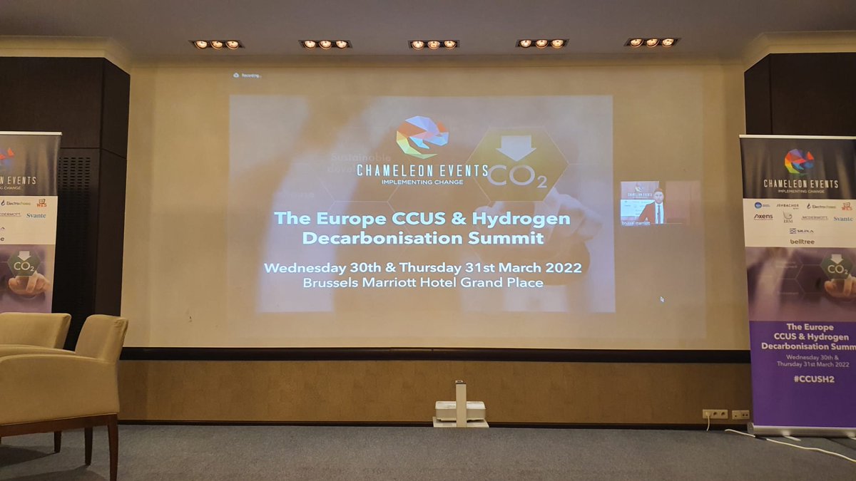 IOGP_EU's tweet photo. We are at the Europe #CCUS &amp; #Hydrogen #Decarbonization Summit! 🙌
 
Our Director @FRegisMouton will speak about the latest developments in CCUS &amp; #H2 technologies and the needed policy framework to scale up their deployments.

#CCUSH2 https://t.co/fr9nwhEIBJ