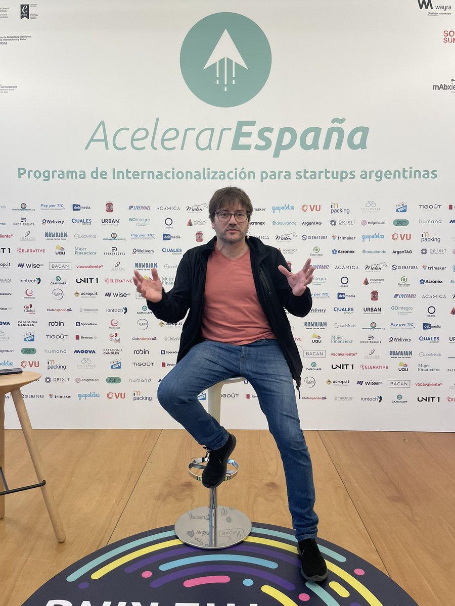 AcelerarStartup's tweet photo. “Lo importante de la estrategia internacional es entender el producto, el timming y el proceso de comercialización en cada lugar y que no exista un único modelo de expansión sino adaptarlo al producto” @epnunez1 Fundador de Innovision Group https://t.co/S6aaVI0gml
