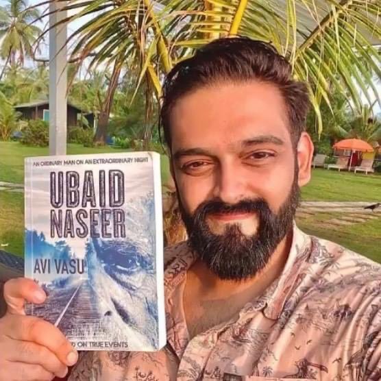 lalitavasu's tweet photo. Everyone celebrates heroes, but how many of us celebrate those unsung heroes who put their life at stake to save thousands and thousands of lives. 

Avi Vasu’s book Ubaid Naseer brings to you a story of an ordinary man on an extraordinary journey!  https://t.co/jQchJBGHMm https://t.co/DkLrvXJ8j5