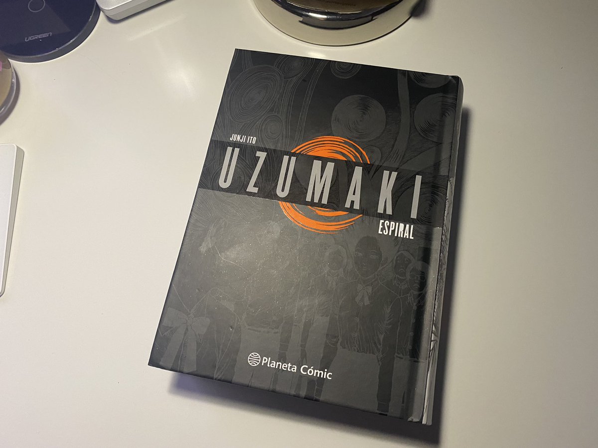 JaviPerezCampos's tweet photo. Espiral de Junji Ito es imposible de explicar. Una locura, literal, que a veces da mucho miedo. Un miedo al que no estaba yo muy acostumbrado. https://t.co/7hQV23qn9g